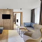 Hochkoenigin - Mountain Hotell 4*