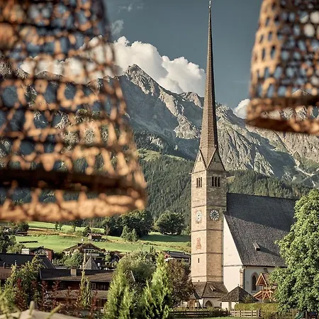 Hotel Hochkoenigin - Mountain Maria Alm am Steinernen Meer