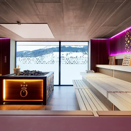 Hotel Hochkoenigin - Mountain Maria Alm am Steinernen Meer