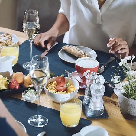 מלון Hochkoenigin - Mountain מריה אלם אם שטיינרנן מיר