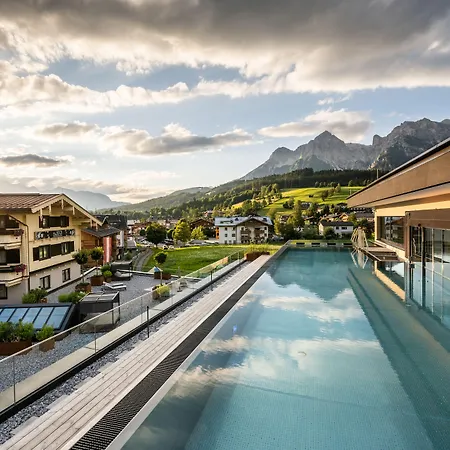 Hotel Hochkoenigin - Mountain 4*