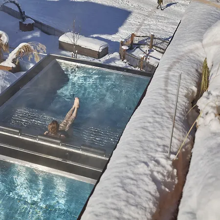 Hochkoenigin - Mountain Hotel