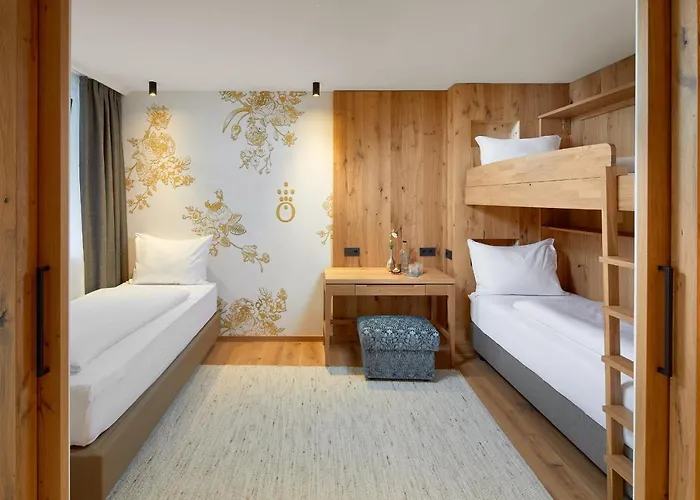Hotel Hochkoenigin - Mountain 4*